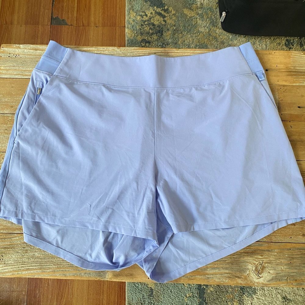 Athleta woman solid purple Brooklyn shorts - Picture 3 of 11